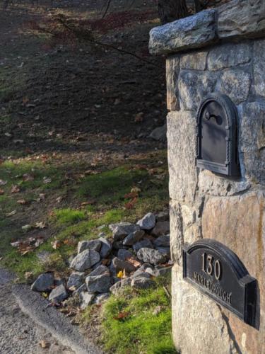 00100lPORTRAIT_00100_BURST20191116140836929_COVER