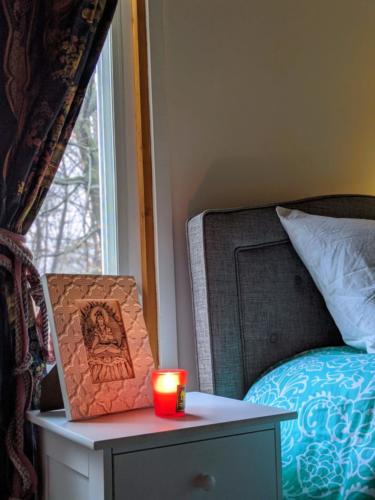 00100lrPORTRAIT_00100_BURST20200104120058990_COVER